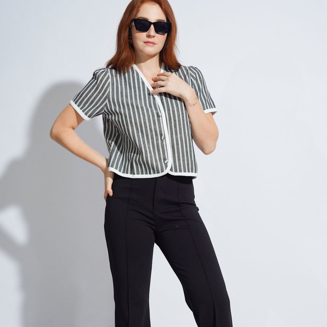 Brisa V-neck Linen Top