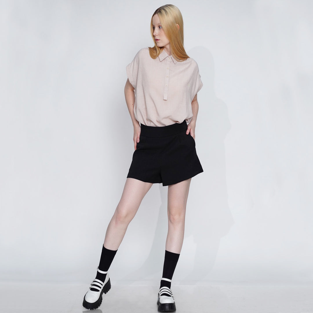 Gelle Crisp High-Waist Shorts