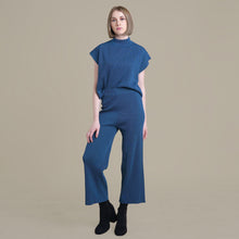 Load image into Gallery viewer, Elsie Boxy Top w/ Pants Knitted Set
