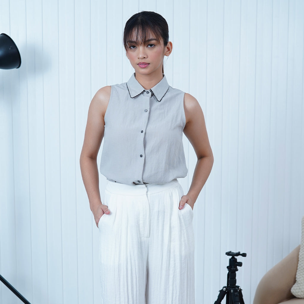 Freya Sleeveless with Delicate Contrast Embro In the Collar