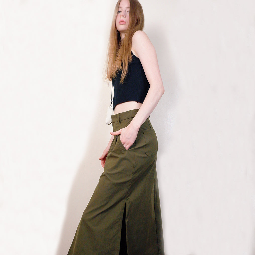 Demmy Chic Contrast Sleeveless Crop Top