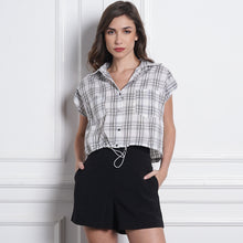 Load image into Gallery viewer, Layla Short Sleeves Plaid Top
