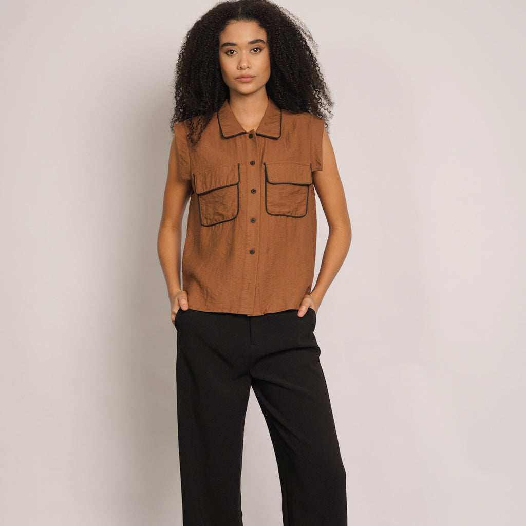 Katia Collared Top w/ Contrast Piping