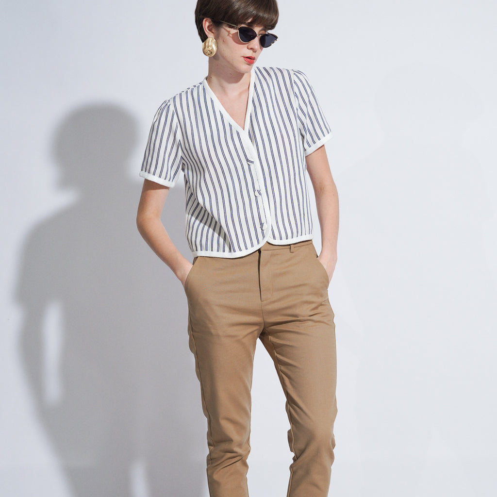 Brisa V-neck Linen Top