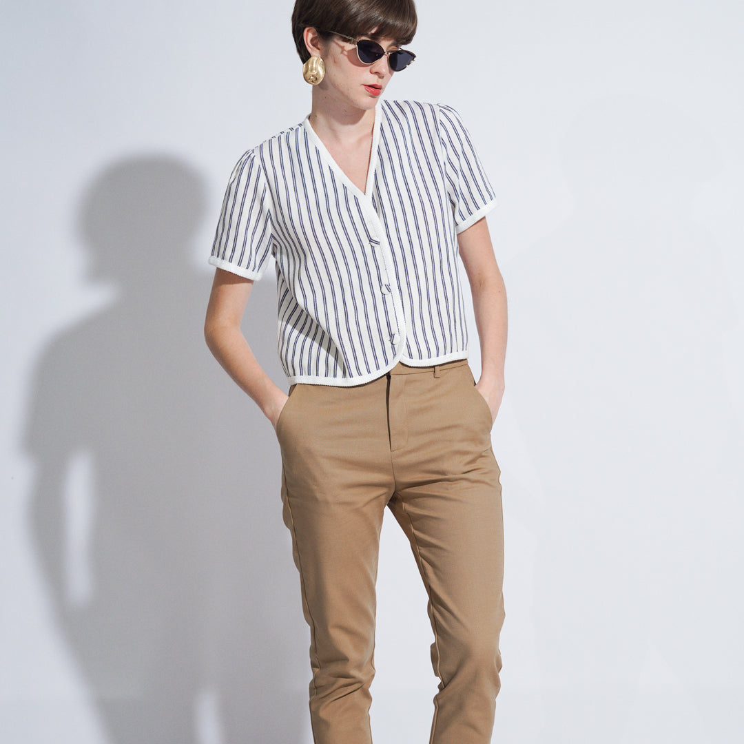 Brisa V-neck Linen Top