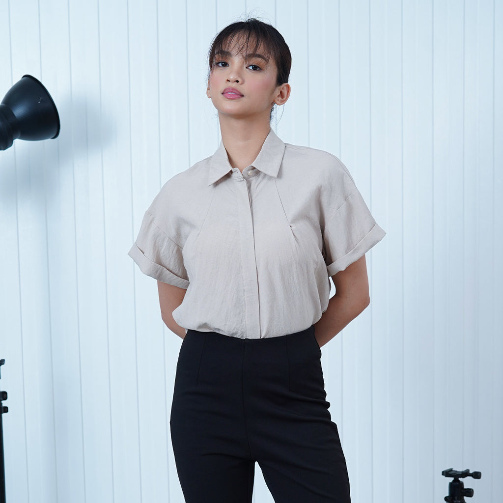 Fenny Dropped Shoulder Sleeves with Classic Collar Stand