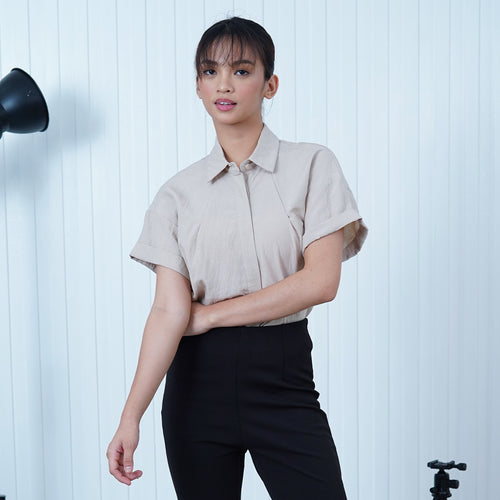 Fenny Dropped Shoulder Sleeves with Classic Collar Stand