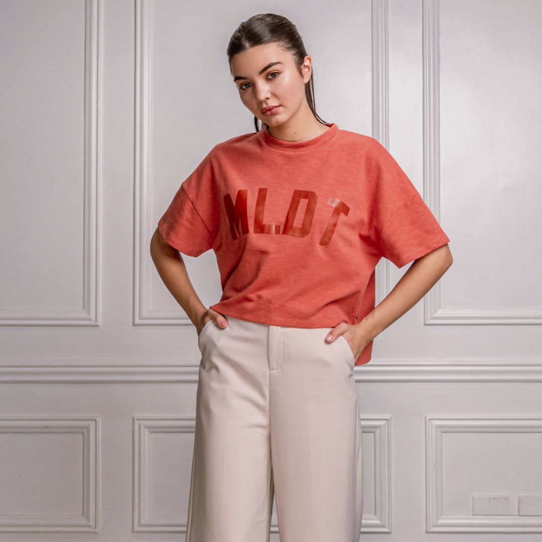 Hania Cropped Short-Sleeve Graphic T-Shirt