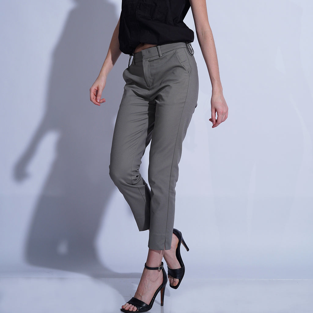 Divina Ankle-length trousers