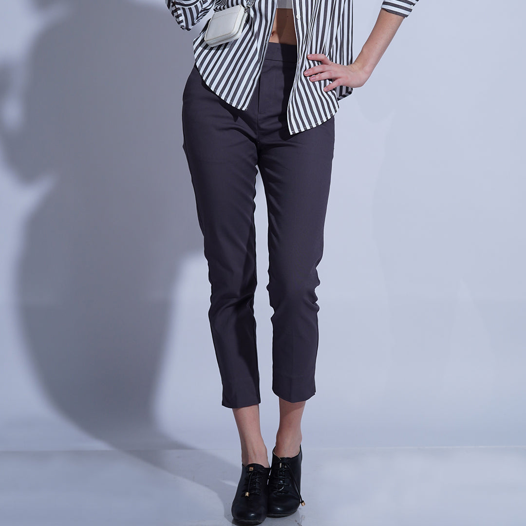 Divina Ankle-length trousers