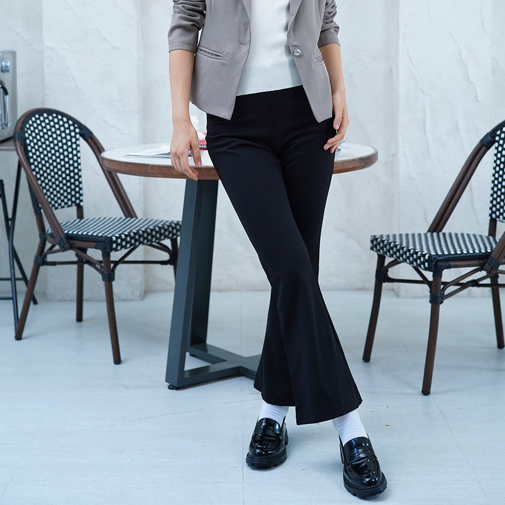 Devine Mid to High Rise Straight-Leg Pants