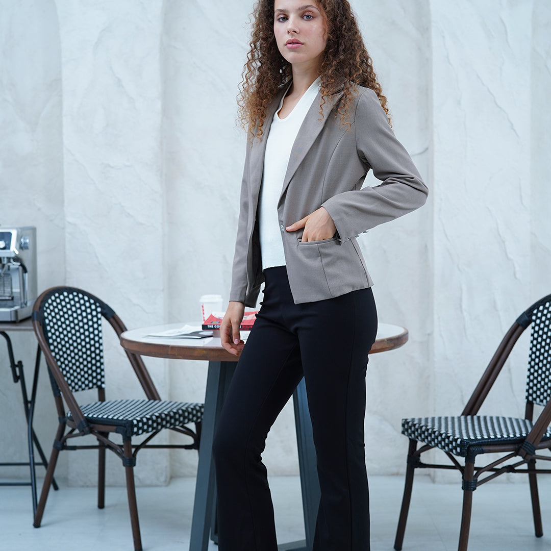 Devine Mid to High Rise Straight-Leg Pants