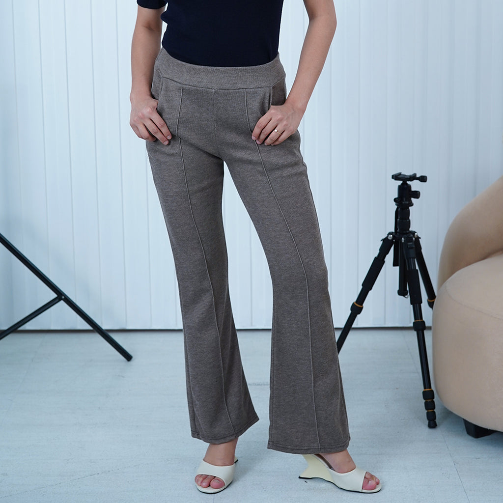Daphne High-Waisted Flare Pants