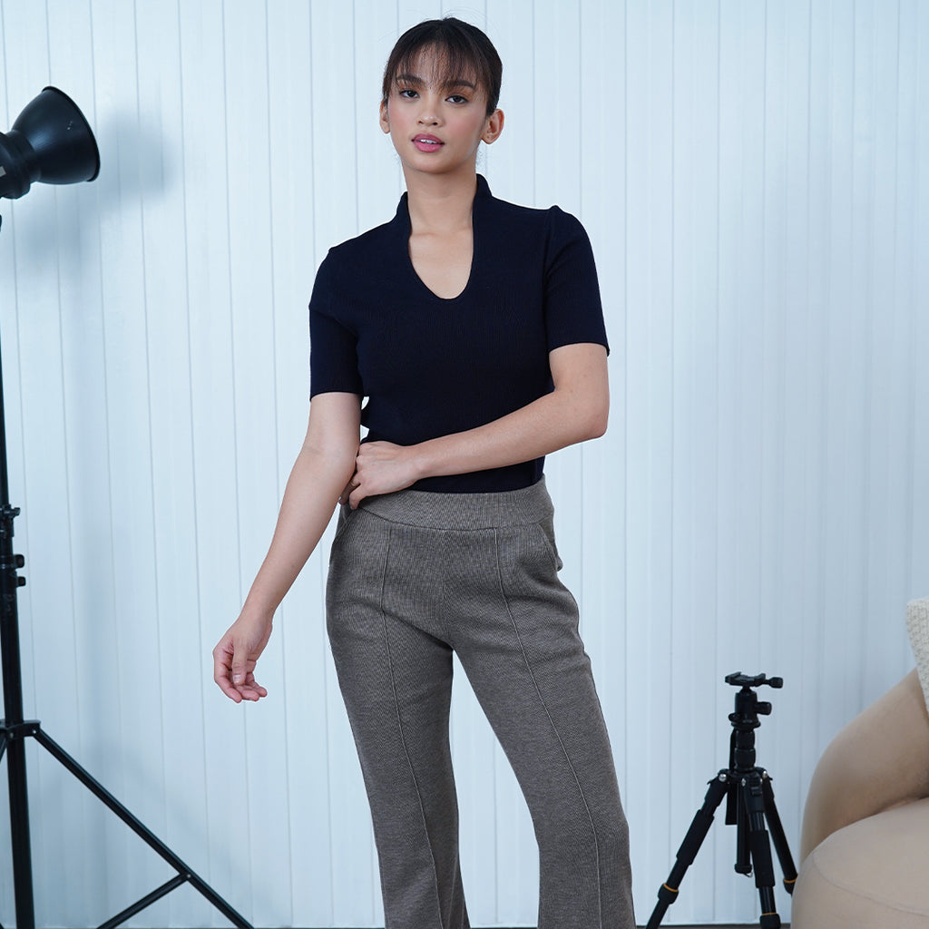 Daphne High-Waisted Flare Pants