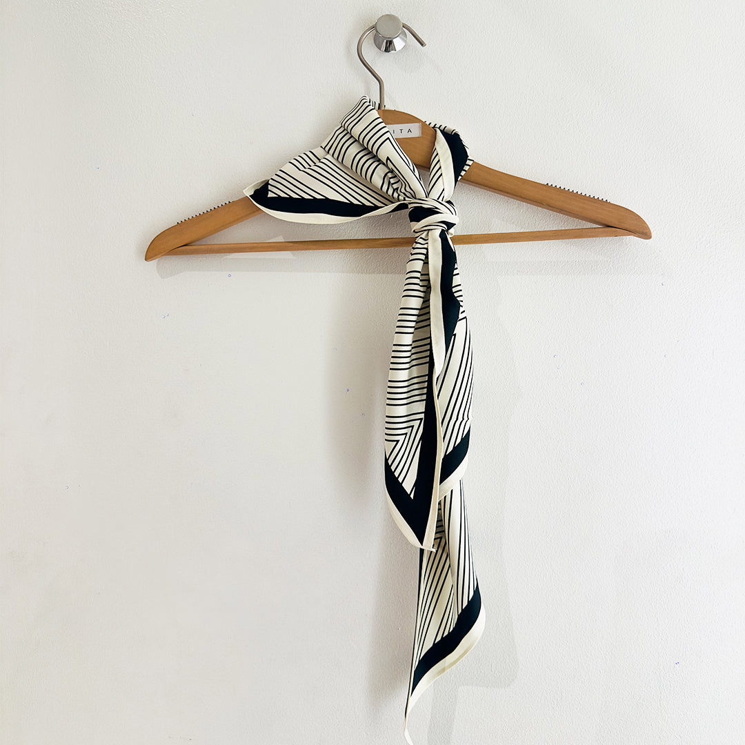 Ejiana Heirloom Paisley Scarf