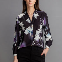 Load image into Gallery viewer, Elina Collarless Printed Blouse
