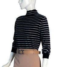 Load image into Gallery viewer, Lita Turtleneck Pullover Knit
